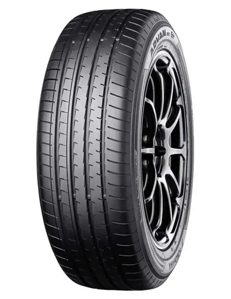 YOKOHAMA ADVAN V61 235/55 R18 104V XL