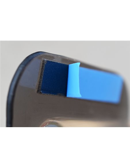 SET DEFLECTOARE AER FATA FARAD PENTRU SKODA OCTAVIA (2004-2012) (FIXARE CU BANDA ADEZIVA)