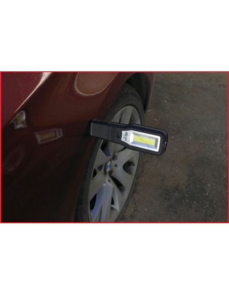 LAMPA DE MANA MOBILA PENTRU ATELIER. PLIABILA. 550 LUMENI